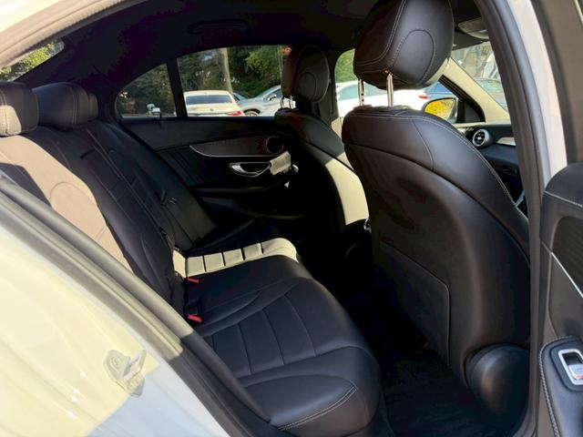 Ｃクラス Ｃ２００アバンギャルド　ＡＭＧライン　／レーダーセーフティＰＫＧ／ブラインドスポットアシスト／パワーシート／シートヒーター／シートメモリー／純正ナビ／Ｂｌｕｅｔｏｏｔｈ／ＣＤ・ＤＶＤ／フルセグＴＶ／レーダークルーズ／純正ＡＷ（58枚目）