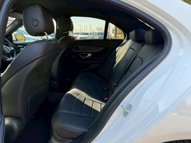 Ｃクラス Ｃ２００アバンギャルド　ＡＭＧライン　／レーダーセーフティＰＫＧ／ブラインドスポットアシスト／パワーシート／シートヒーター／シートメモリー／純正ナビ／Ｂｌｕｅｔｏｏｔｈ／ＣＤ・ＤＶＤ／フルセグＴＶ／レーダークルーズ／純正ＡＷ（68枚目）