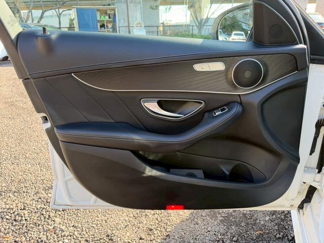 Ｃクラス Ｃ２００アバンギャルド　ＡＭＧライン　／レーダーセーフティＰＫＧ／ブラインドスポットアシスト／パワーシート／シートヒーター／シートメモリー／純正ナビ／Ｂｌｕｅｔｏｏｔｈ／ＣＤ・ＤＶＤ／フルセグＴＶ／レーダークルーズ／純正ＡＷ（70枚目）