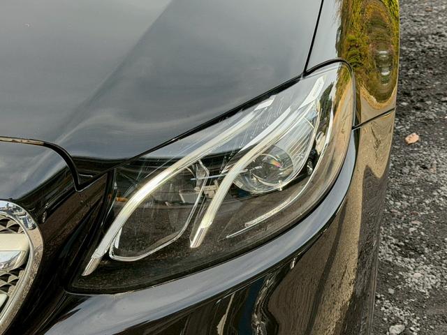 Ｅクラス Ｅ２００　４マチック　アバンギャルド　／レザーエクスクルーシブＰＫＧ／ブルメスター／エアバランスＰＫＧ／全周囲カメラ／パワートランク／黒革／前席パワーシート・シートメモリー／全席シートヒーター／アンビエントライト／ＥＴＣ／純正ＡＷ（7枚目）