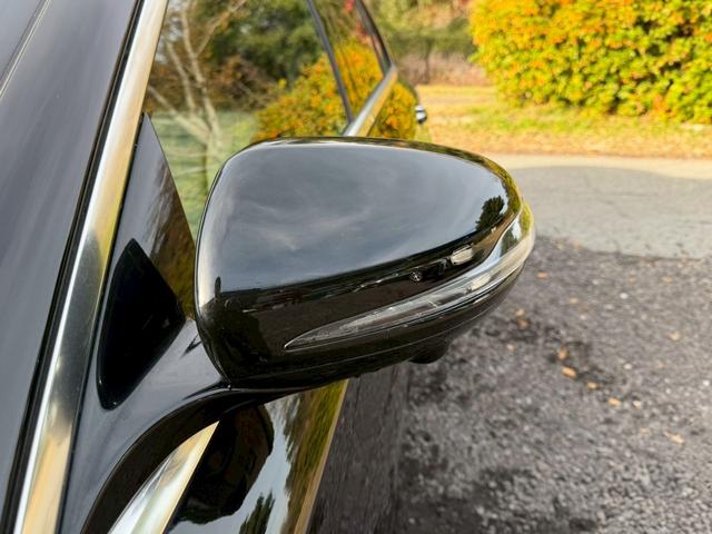 Ｅクラス Ｅ２００　４マチック　アバンギャルド　／レザーエクスクルーシブＰＫＧ／ブルメスター／エアバランスＰＫＧ／全周囲カメラ／パワートランク／黒革／前席パワーシート・シートメモリー／全席シートヒーター／アンビエントライト／ＥＴＣ／純正ＡＷ（11枚目）