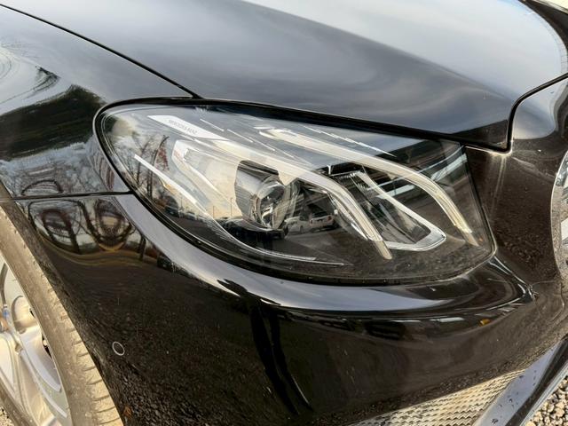 Ｅクラス Ｅ２００　４マチック　アバンギャルド　／レザーエクスクルーシブＰＫＧ／ブルメスター／エアバランスＰＫＧ／全周囲カメラ／パワートランク／黒革／前席パワーシート・シートメモリー／全席シートヒーター／アンビエントライト／ＥＴＣ／純正ＡＷ（13枚目）