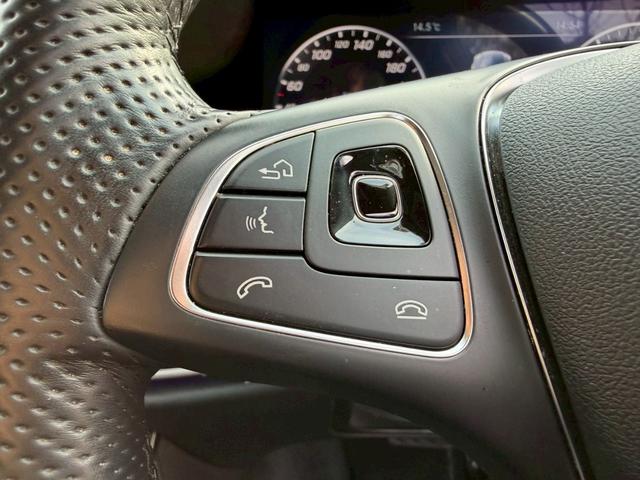 Ｅクラス Ｅ２００　４マチック　アバンギャルド　／レザーエクスクルーシブＰＫＧ／ブルメスター／エアバランスＰＫＧ／全周囲カメラ／パワートランク／黒革／前席パワーシート・シートメモリー／全席シートヒーター／アンビエントライト／ＥＴＣ／純正ＡＷ（42枚目）