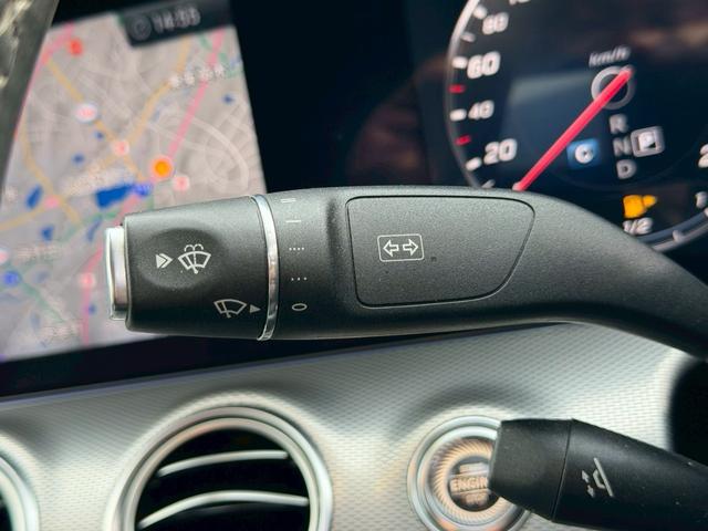 Ｅクラス Ｅ２００　４マチック　アバンギャルド　／レザーエクスクルーシブＰＫＧ／ブルメスター／エアバランスＰＫＧ／全周囲カメラ／パワートランク／黒革／前席パワーシート・シートメモリー／全席シートヒーター／アンビエントライト／ＥＴＣ／純正ＡＷ（45枚目）
