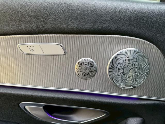 Ｅクラス Ｅ２００　４マチック　アバンギャルド　／レザーエクスクルーシブＰＫＧ／ブルメスター／エアバランスＰＫＧ／全周囲カメラ／パワートランク／黒革／前席パワーシート・シートメモリー／全席シートヒーター／アンビエントライト／ＥＴＣ／純正ＡＷ（67枚目）