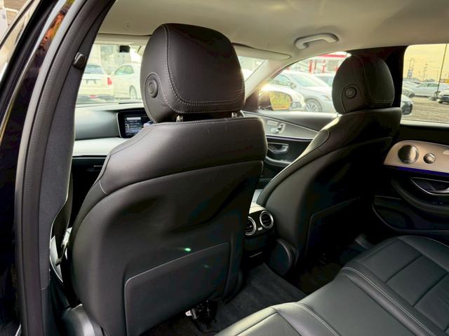 Ｅクラス Ｅ２００　４マチック　アバンギャルド　／レザーエクスクルーシブＰＫＧ／ブルメスター／エアバランスＰＫＧ／全周囲カメラ／パワートランク／黒革／前席パワーシート・シートメモリー／全席シートヒーター／アンビエントライト／ＥＴＣ／純正ＡＷ（73枚目）