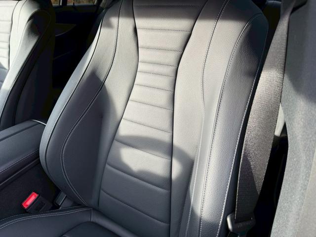 Ｅクラス Ｅ２００　４マチック　アバンギャルド　／レザーエクスクルーシブＰＫＧ／ブルメスター／エアバランスＰＫＧ／全周囲カメラ／パワートランク／黒革／前席パワーシート・シートメモリー／全席シートヒーター／アンビエントライト／ＥＴＣ／純正ＡＷ（77枚目）