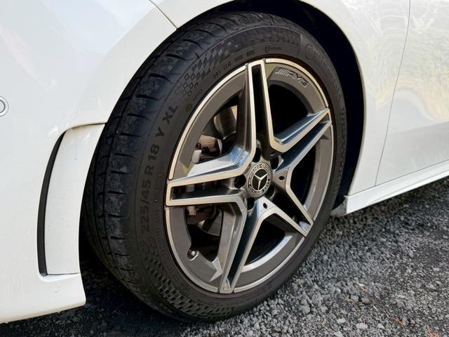 Ａクラス Ａ１８０　スタイル　ＡＭＧライン　／レーダーセーフティＰＫＧ／ナビゲーションＰＫＧ／パワーシート／シートヒーター／シートメモリー／純正ナビ／フルセグＴＶ／Ｂｌｕｅｔｏｏｔｈ／ＢＳＭ／クリアランスソナー／ＥＴＣ／純正ＡＷ（11枚目）