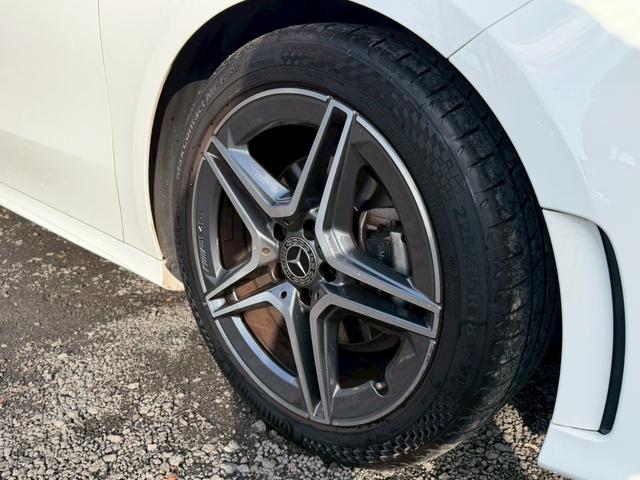 Ａクラス Ａ１８０　スタイル　ＡＭＧライン　／レーダーセーフティＰＫＧ／ナビゲーションＰＫＧ／パワーシート／シートヒーター／シートメモリー／純正ナビ／フルセグＴＶ／Ｂｌｕｅｔｏｏｔｈ／ＢＳＭ／クリアランスソナー／ＥＴＣ／純正ＡＷ（20枚目）