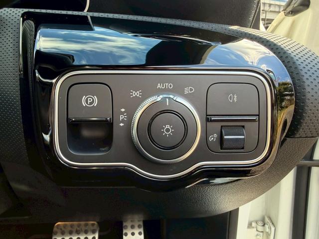 Ａクラス Ａ１８０　スタイル　ＡＭＧライン　／レーダーセーフティＰＫＧ／ナビゲーションＰＫＧ／パワーシート／シートヒーター／シートメモリー／純正ナビ／フルセグＴＶ／Ｂｌｕｅｔｏｏｔｈ／ＢＳＭ／クリアランスソナー／ＥＴＣ／純正ＡＷ（46枚目）