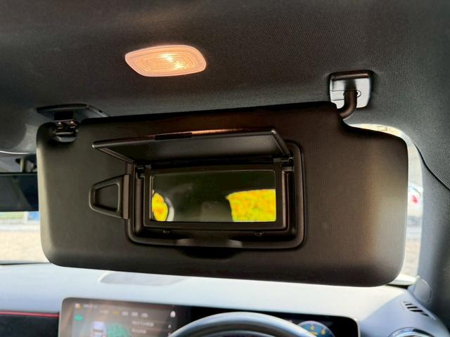 Ａクラス Ａ１８０　スタイル　ＡＭＧライン　／レーダーセーフティＰＫＧ／ナビゲーションＰＫＧ／パワーシート／シートヒーター／シートメモリー／純正ナビ／フルセグＴＶ／Ｂｌｕｅｔｏｏｔｈ／ＢＳＭ／クリアランスソナー／ＥＴＣ／純正ＡＷ（59枚目）