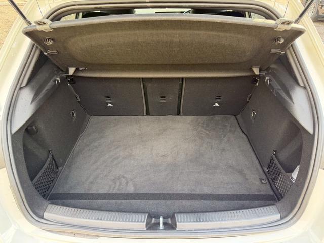 Ａクラス Ａ１８０　スタイル　ＡＭＧライン　／レーダーセーフティＰＫＧ／ナビゲーションＰＫＧ／パワーシート／シートヒーター／シートメモリー／純正ナビ／フルセグＴＶ／Ｂｌｕｅｔｏｏｔｈ／ＢＳＭ／クリアランスソナー／ＥＴＣ／純正ＡＷ（63枚目）