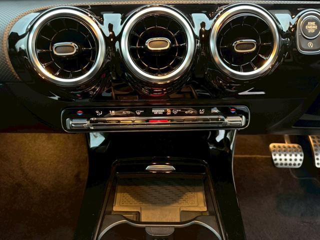 Ａクラス Ａ１８０　スタイル　／レーダーセーフティＰＫＧ／ナビゲーションＰＫＧ／パワーシート／シートヒーター／シートメモリー／純正ナビ／フルセグＴＶ／Ｂｌｕｅｔｏｏｔｈ／ＢＳＭ／クリアランスソナー／ＥＴＣ／純正ＡＷ（49枚目）