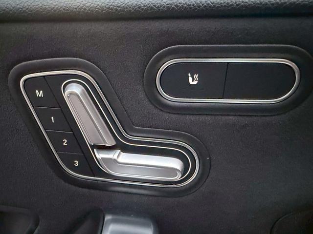 Ａクラス Ａ１８０　スタイル　／レーダーセーフティＰＫＧ／ナビゲーションＰＫＧ／パワーシート／シートヒーター／シートメモリー／純正ナビ／フルセグＴＶ／Ｂｌｕｅｔｏｏｔｈ／ＢＳＭ／クリアランスソナー／ＥＴＣ／純正ＡＷ（74枚目）