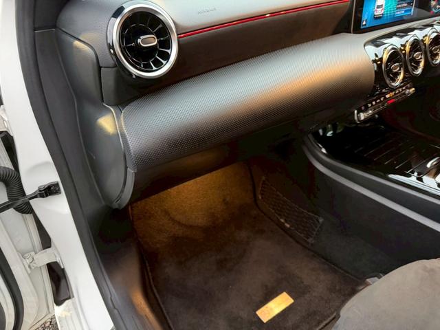 Ａクラス Ａ１８０　スタイル　／レーダーセーフティＰＫＧ／ナビゲーションＰＫＧ／パワーシート／シートヒーター／シートメモリー／純正ナビ／フルセグＴＶ／Ｂｌｕｅｔｏｏｔｈ／ＢＳＭ／クリアランスソナー／ＥＴＣ／純正ＡＷ（76枚目）