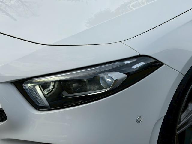 ���X�^�b�t�F�A���Ɛ����m�Ƌ������Ȃ̂ŁA�J�X�^���E�����̎��ȂǁA�C�ɂȂ鎖�͉��ł������k�������B