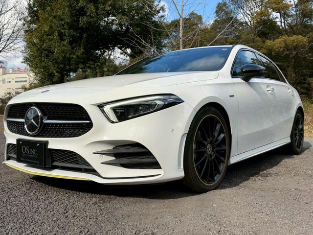 Ａクラス Ａ１８０　エディション１　／１５０台限定車／イエローグリーンアクセント専用エクステリア＆インテリア／専用１９インチＡＷ／アンビエントライト／レーダーセーフティＰ／全周囲カメラ／ＨＵＤ／純正ナビ／フルセグＴＶ／Ｂｌｕｅｔｏｏｔｈ（7枚目）