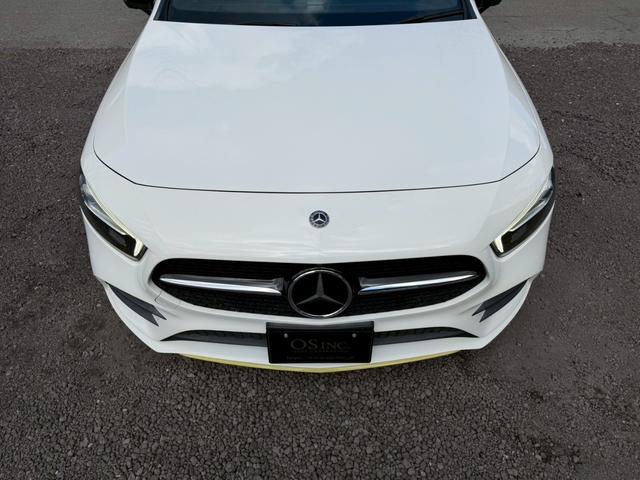 Ａクラス Ａ１８０　エディション１　／１５０台限定車／イエローグリーンアクセント専用エクステリア＆インテリア／専用１９インチＡＷ／アンビエントライト／レーダーセーフティＰ／全周囲カメラ／ＨＵＤ／純正ナビ／フルセグＴＶ／Ｂｌｕｅｔｏｏｔｈ（18枚目）