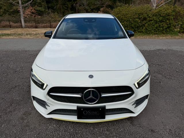 Ａクラス Ａ１８０　エディション１　／１５０台限定車／イエローグリーンアクセント専用エクステリア＆インテリア／専用１９インチＡＷ／アンビエントライト／レーダーセーフティＰ／全周囲カメラ／ＨＵＤ／純正ナビ／フルセグＴＶ／Ｂｌｕｅｔｏｏｔｈ（19枚目）