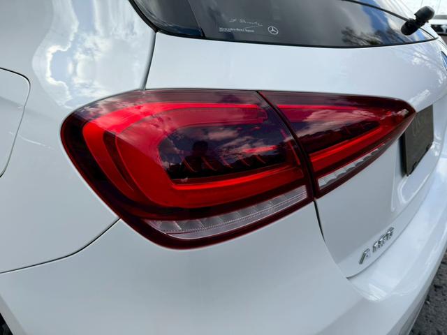 Ａクラス Ａ１８０　エディション１　／１５０台限定車／イエローグリーンアクセント専用エクステリア＆インテリア／専用１９インチＡＷ／アンビエントライト／レーダーセーフティＰ／全周囲カメラ／ＨＵＤ／純正ナビ／フルセグＴＶ／Ｂｌｕｅｔｏｏｔｈ（26枚目）