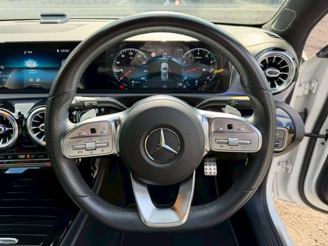 Ａクラス Ａ１８０　エディション１　／１５０台限定車／イエローグリーンアクセント専用エクステリア＆インテリア／専用１９インチＡＷ／アンビエントライト／レーダーセーフティＰ／全周囲カメラ／ＨＵＤ／純正ナビ／フルセグＴＶ／Ｂｌｕｅｔｏｏｔｈ（39枚目）