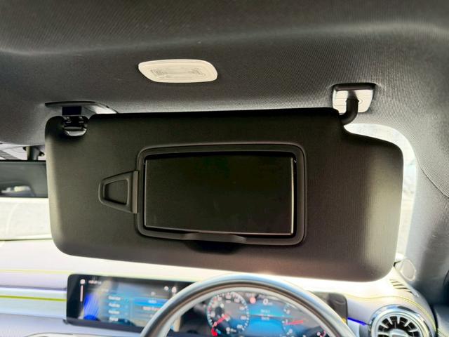 Ａクラス Ａ１８０　エディション１　／１５０台限定車／イエローグリーンアクセント専用エクステリア＆インテリア／専用１９インチＡＷ／アンビエントライト／レーダーセーフティＰ／全周囲カメラ／ＨＵＤ／純正ナビ／フルセグＴＶ／Ｂｌｕｅｔｏｏｔｈ（56枚目）