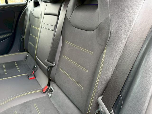 Ａクラス Ａ１８０　エディション１　／１５０台限定車／イエローグリーンアクセント専用エクステリア＆インテリア／専用１９インチＡＷ／アンビエントライト／レーダーセーフティＰ／全周囲カメラ／ＨＵＤ／純正ナビ／フルセグＴＶ／Ｂｌｕｅｔｏｏｔｈ（68枚目）