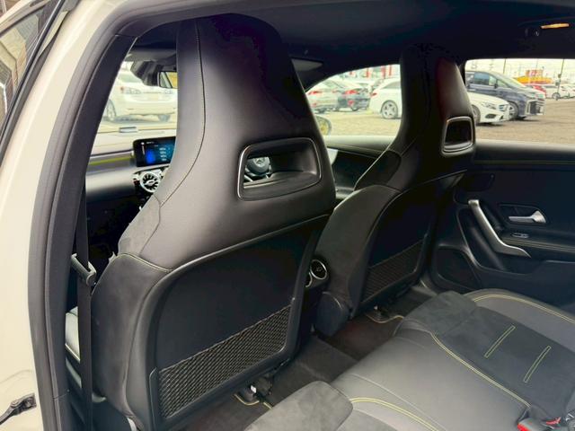 Ａクラス Ａ１８０　エディション１　／１５０台限定車／イエローグリーンアクセント専用エクステリア＆インテリア／専用１９インチＡＷ／アンビエントライト／レーダーセーフティＰ／全周囲カメラ／ＨＵＤ／純正ナビ／フルセグＴＶ／Ｂｌｕｅｔｏｏｔｈ（70枚目）