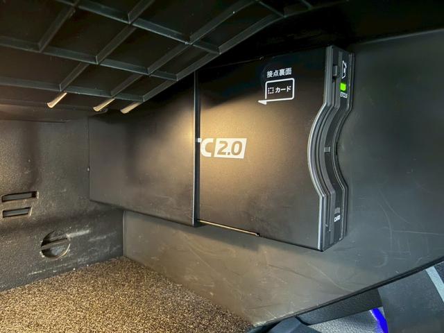 Ａクラス Ａ１８０　エディション１　／１５０台限定車／イエローグリーンアクセント専用エクステリア＆インテリア／専用１９インチＡＷ／アンビエントライト／レーダーセーフティＰ／全周囲カメラ／ＨＵＤ／純正ナビ／フルセグＴＶ／Ｂｌｕｅｔｏｏｔｈ（78枚目）