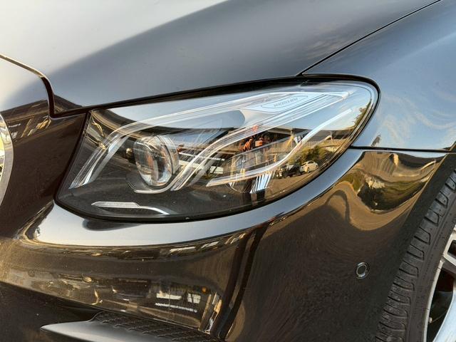 ���X�^�b�t�F�A���Ɛ����m�Ƌ������Ȃ̂ŁA�J�X�^���E�����̎��ȂǁA�C�ɂȂ鎖�͉��ł������k�������B