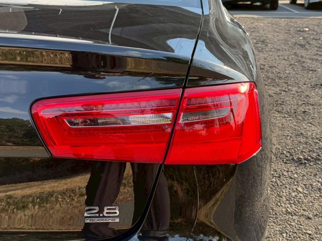 Ａ６ ２．８ＦＳＩクワトロ　Ｓラインパッケージ　／ＢＯＳＥサウンド／黒革／パワーシート／シートメモリー／シートヒーター／純正ナビ／バックカメラ／Ｂｌｕｅｔｏｏｔｈ／ＴＶ／ＣＤ・ＤＶＤ／レーダークルーズ／レーンアシスト／ＢＳＭ／純正ＡＷ／ＥＴＣ（22枚目）