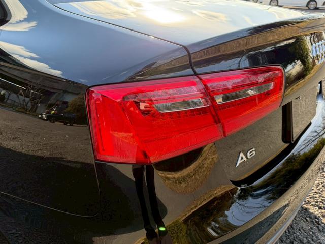 Ａ６ ２．８ＦＳＩクワトロ　Ｓラインパッケージ　／ＢＯＳＥサウンド／黒革／パワーシート／シートメモリー／シートヒーター／純正ナビ／バックカメラ／Ｂｌｕｅｔｏｏｔｈ／ＴＶ／ＣＤ・ＤＶＤ／レーダークルーズ／レーンアシスト／ＢＳＭ／純正ＡＷ／ＥＴＣ（28枚目）