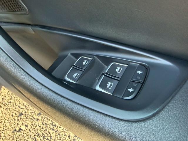 Ａ６ ２．８ＦＳＩクワトロ　Ｓラインパッケージ　／ＢＯＳＥサウンド／黒革／パワーシート／シートメモリー／シートヒーター／純正ナビ／バックカメラ／Ｂｌｕｅｔｏｏｔｈ／ＴＶ／ＣＤ・ＤＶＤ／レーダークルーズ／レーンアシスト／ＢＳＭ／純正ＡＷ／ＥＴＣ（34枚目）