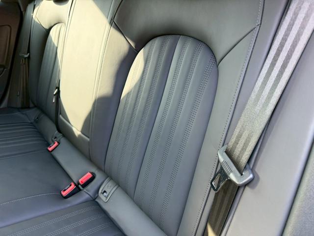 Ａ６ ２．８ＦＳＩクワトロ　Ｓラインパッケージ　／ＢＯＳＥサウンド／黒革／パワーシート／シートメモリー／シートヒーター／純正ナビ／バックカメラ／Ｂｌｕｅｔｏｏｔｈ／ＴＶ／ＣＤ・ＤＶＤ／レーダークルーズ／レーンアシスト／ＢＳＭ／純正ＡＷ／ＥＴＣ（65枚目）