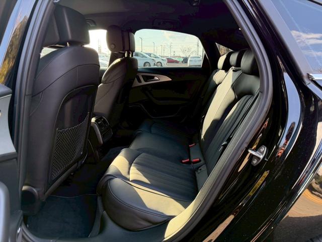 Ａ６ ２．８ＦＳＩクワトロ　Ｓラインパッケージ　／ＢＯＳＥサウンド／黒革／パワーシート／シートメモリー／シートヒーター／純正ナビ／バックカメラ／Ｂｌｕｅｔｏｏｔｈ／ＴＶ／ＣＤ・ＤＶＤ／レーダークルーズ／レーンアシスト／ＢＳＭ／純正ＡＷ／ＥＴＣ（66枚目）