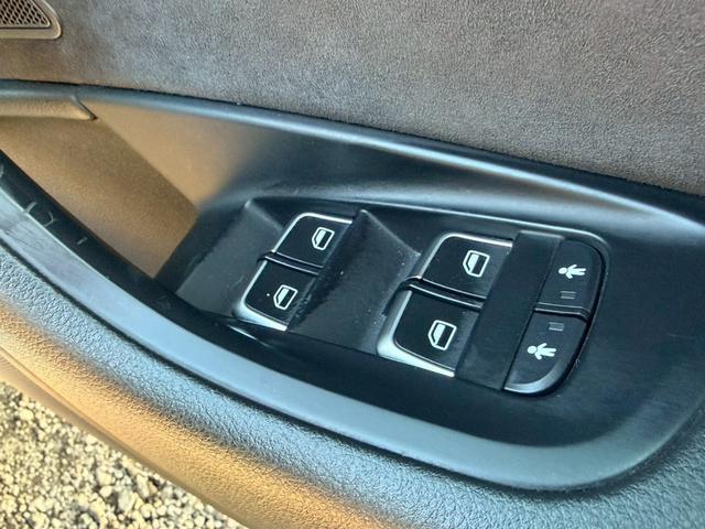 Ａ６ ２．０ＴＦＳＩクワトロ　Ｓラインパッケージ　／サンルーフ／マトリクスＬＥＤ／黒革シート／パワーシート／シートヒーター／シートメモリー／純正ナビ／バックカメラ／ＴＶ／ＣＤ・ＤＶＤ／Ｂｌｕｅｔｏｏｔｈ／レーンアシスト／レーダークルーズ／ＥＴＣ２．０（32枚目）