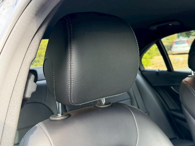 Ｃクラス Ｃ２００アバンギャルド　ＡＭＧライン　／レーダーセーフティＰＫＧ／ブラインドスポットアシスト／パワーシート／シートヒーター／シートメモリー／純正ナビ／Ｂｌｕｅｔｏｏｔｈ／ＣＤ・ＤＶＤ／フルセグＴＶ／レーダークルーズ／純正ＡＷ（36枚目）