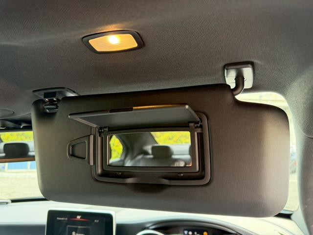 Ｃクラス Ｃ２００アバンギャルド　ＡＭＧライン　／レーダーセーフティＰＫＧ／ブラインドスポットアシスト／パワーシート／シートヒーター／シートメモリー／純正ナビ／Ｂｌｕｅｔｏｏｔｈ／ＣＤ・ＤＶＤ／フルセグＴＶ／レーダークルーズ／純正ＡＷ（53枚目）