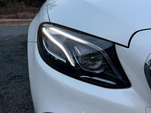 Ｅクラス Ｅ２００　アバンギャルド　スポーツ　／サンルーフ／レザーエクスクルーシブＰＫＧ／ブルメスター／エアバランスＰＫＧ／全周囲カメラ／パワートランク／黒革／前席パワーシート・シートメモリー／全席シートヒーター／アンビエントライト／純正ＡＷ（11枚目）