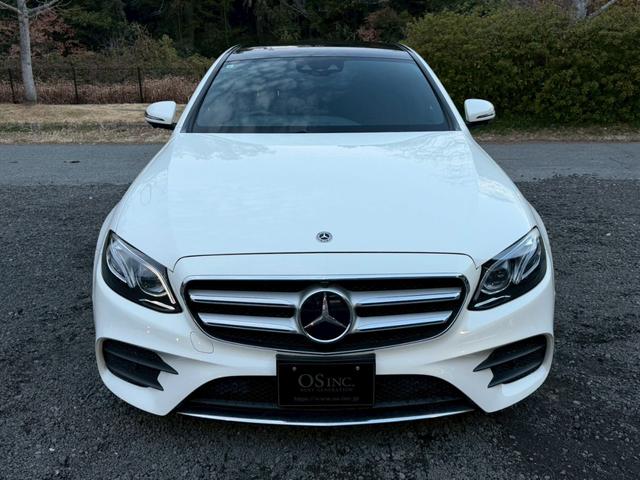 Ｅクラス Ｅ２００　アバンギャルド　スポーツ　／サンルーフ／レザーエクスクルーシブＰＫＧ／ブルメスター／エアバランスＰＫＧ／全周囲カメラ／パワートランク／黒革／前席パワーシート・シートメモリー／全席シートヒーター／アンビエントライト／純正ＡＷ（19枚目）