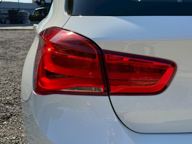 1シリーズ 118d スポーツ /純正ナビ/バックモニター/コンフォートPKG/CD・DVD/Bluetooth/シートヒーター/純正ミラーETC/純正AW(25枚目)