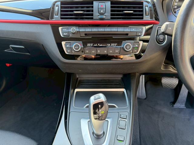 1シリーズ 118d スポーツ /純正ナビ/バックモニター/コンフォートPKG/CD・DVD/Bluetooth/シートヒーター/純正ミラーETC/純正AW(46枚目)