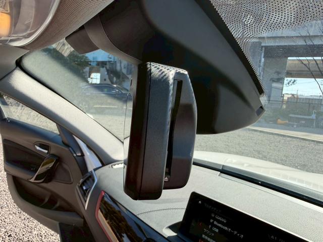 1シリーズ 118d スポーツ /純正ナビ/バックモニター/コンフォートPKG/CD・DVD/Bluetooth/シートヒーター/純正ミラーETC/純正AW(76枚目)