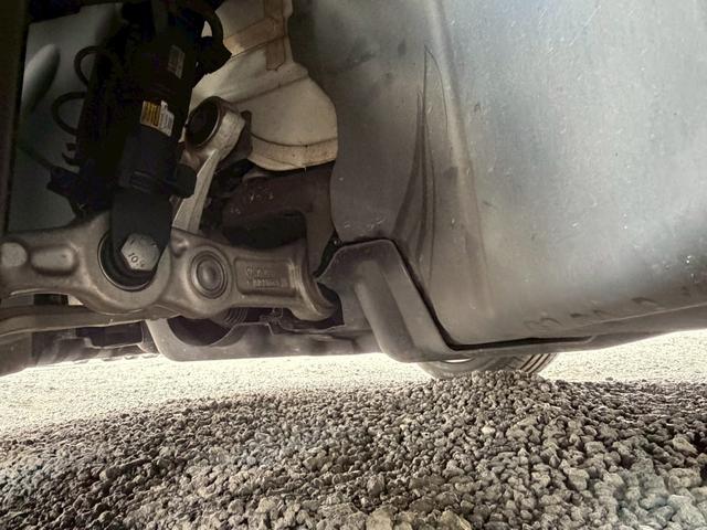 Cクラス C200アバンギャルド AMGライン /レーダーセーフティPKG/ブラインドスポットアシスト/パワーシート/シートヒーター/シートメモリー/純正ナビ/Bluetooth/CD・DVD/フルセグTV/レーダークルーズ/純正AW(8枚目)