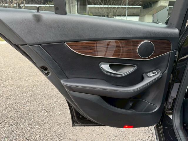 Cクラス C200アバンギャルド /レーダーセーフティPKG/パワーシート/シートヒーター/シートメモリー/純正ナビ/フルセグTV/Bluetooth/バックカメラ/クリアランスソナー/レーダークルーズ/ETC/純正AW(67枚目)