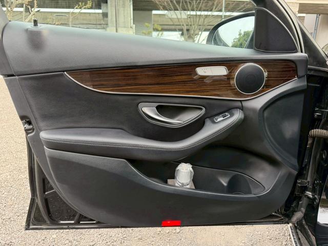 Cクラス C200アバンギャルド /レーダーセーフティPKG/パワーシート/シートヒーター/シートメモリー/純正ナビ/フルセグTV/Bluetooth/バックカメラ/クリアランスソナー/レーダークルーズ/ETC/純正AW(72枚目)