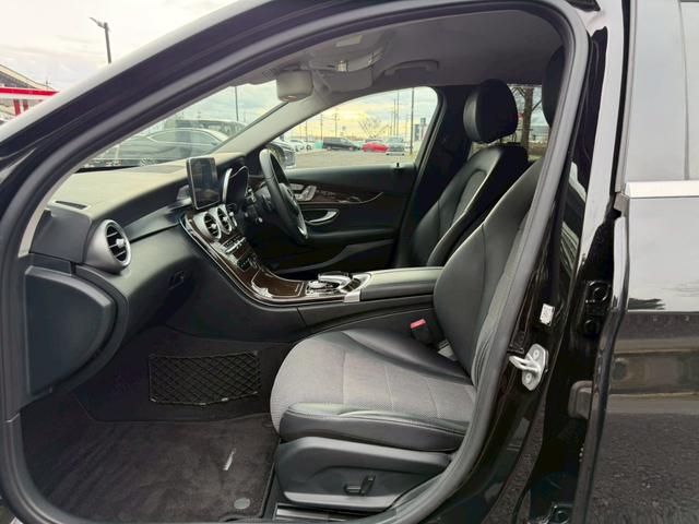 Cクラス C200アバンギャルド /レーダーセーフティPKG/パワーシート/シートヒーター/シートメモリー/純正ナビ/フルセグTV/Bluetooth/バックカメラ/クリアランスソナー/レーダークルーズ/ETC/純正AW(74枚目)