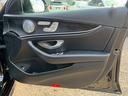 Ｅ２００　アバンギャルド　スポーツ　／レザーエクスクルーシブＰＫＧ／ブルメスター／エアバランスＰＫＧ／全周囲カメラ／パワートランク／黒革／前席パワーシート・シートメモリー／全席シートヒーター／アンビエントライト／ＥＴＣ／純正１９ＡＷ（35枚目）