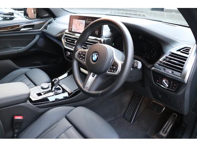 X3 xDrive 20d Mスポーツ LCI 後期モデル ワンオーナー 禁煙車 パノラマガラスルーフ HarmanKardonオーディオ 黒革シート 前後シートヒーター ステアリングヒーター M Performanceルーフスポイラー(11枚目)