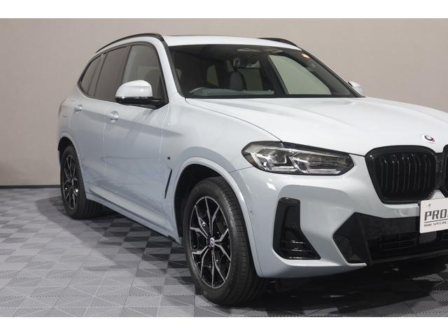 X3 xDrive 20d Mスポーツ LCI 後期モデル ワンオーナー 禁煙車 パノラマガラスルーフ HarmanKardonオーディオ 黒革シート 前後シートヒーター ステアリングヒーター M Performanceルーフスポイラー(16枚目)